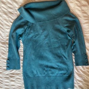 Cowl neck sweater in great condition